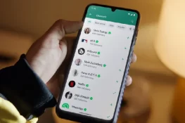 ایوانِ صدر کا واٹس ایپ چینل قائم، میڈیا رابطہ کاری کے لیے نیا اقدام