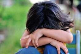 راولپنڈی میں والدین کے تشدد سے کمسن بچی کو اہل محلہ کی مدد سے بازیاب کروا لیا گیا