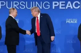 امریکی ریاست الاسکا میں ٹرمپ اور پیوٹن کی ملاقات، بھارتی میڈیا کا پروپیگنڈا،یہ اصل پیوٹن نہیں تھے