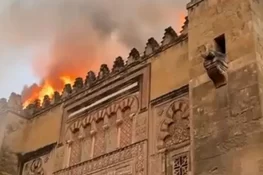 اسپین کی جامع مسجد قرطبہ میں آگ ، بروقت کارروائی سے بڑا نقصان ٹل گیا