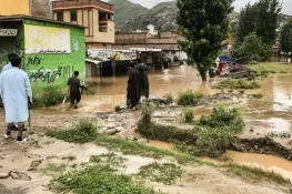 سیلاب سے بجلی کا نظام مفلوج، ہزاروں صارفین اب بھی متاثر