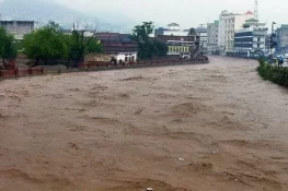 بالائی پنجاب میں طوفانی بارشوں اور کلاؤڈ برسٹنگ کا خدشہ، پی ڈی ایم اے