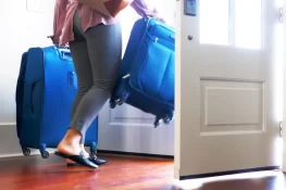 بیوی کو گھر سے نکالنے پر 6 ماہ قید اور 2 لاکھ جرمانے کا بل قومی اسمبلی میں پیش