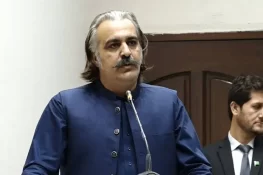 بارشوں کے باعث کتنا مالی نقصان ہوا، وزیراعلیٰ پختونخوا کو نقصانات کی رپورٹ ارسال