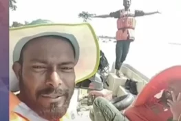 گجرات: ریسکیو کشتی خراب، وقت گزارنے کے لیے اہلکار کا گایا گانا سوشل میڈیا پر وائرل