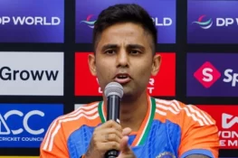 آپ پہلے کپتان ہیں جو کرکٹ میں سیاست لائے، صحافی کے سوال پر سوریا کمار بوکھلاہٹ کا شکار