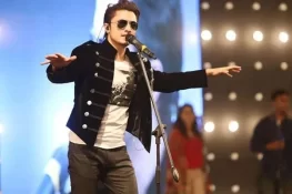 علی ظفر کا سیلاب متاثرین کے لیے خصوصی کنسرٹ، عارف لوہار سمیت کئی نامور فنکار شریک ہوں گے