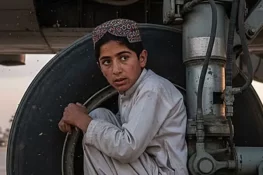 13 سالہ افغان لڑکا طیارے کے لینڈنگ گیئر میں چھپ کر دہلی پہنچ گیا
