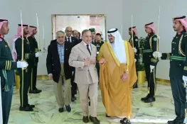 وزیراعظم شہباز شریف سعودی عرب کا دورہ مکمل کرکے لندن روانہ