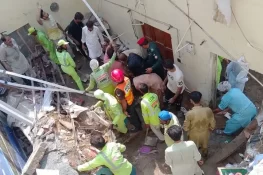 حافظ آباد: ٹیوشن سینٹر کی چھت گرنے سے 5 بچوں سمیت 7 افراد جاں بحق