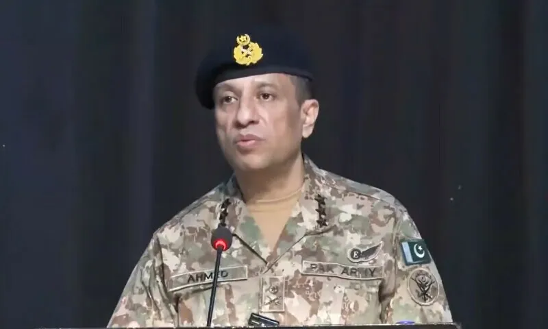 2522203739ea147 ڈی جی آئی ایس پی آر کا فاسٹ یونیورسٹی کا دورہ، طلبہ و اساتذہ سے خصوصی ملاقات