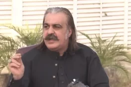 عمران خان کو اسٹیبلشمنٹ سے مسائل خود حل کرنا ہوں گے، علی امین گنڈا پور