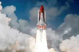 چینی نوجوان نے انٹرنیٹ سے سیکھ کر راکٹ بنایا، 400 میٹر بلندی تک کامیاب پرواز