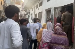 گجرات: باپ نے بڑے بیٹے کے ساتھ مل کر چھوٹے بیٹے کو قتل کردیا