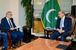 وزیراعظم سے بل گیٹس کی ملاقات،مختلف شعبوں میں تعاون پر اتفاق