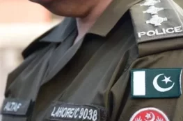 گاڑی میں اونچی آواز میں گانا "جھانجر دی پاواں چھنکار” سننے پر شہری کے خلاف مقدمہ درج