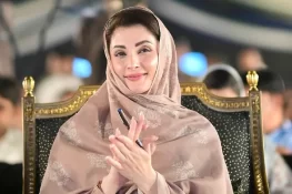 والد میرے سیاست میں آنے پر ہچکچا رہے تھے، آج یقین ہے مجھ پر فخر کرتے ہوں گے:مریم نواز