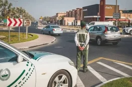 متحدہ عرب امارات: بغیر اجازت گاڑی استعمال کرنے پر 10 ہزار درہم جرمانہ اور ملک بدری کا حکم