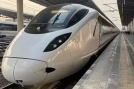 حکومت کا جدید اور تیز رفتار ٹرین سروس شروع کرنے کا فیصلہ