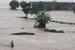 پنجاب میں سیلاب سے 46 افراد جاں بحق، 35 لاکھ سے زائد متاثر، 3 ہزار 944 مواضع زیرِ آب