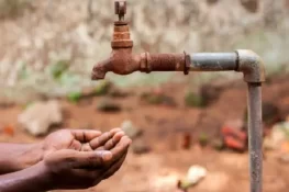 لاہور میں زیرِ زمین پانی کی سطح خطرناک حد تک نیچے جا چکی ہے: ڈاکٹر ذاکر سیال