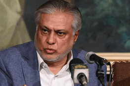 بیرون ملک مقیم پاکستانی اب فائلر شمار ہوں گے: اسحاق ڈار