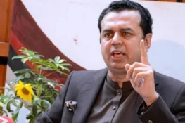 عام شہری اب 10 منٹ میں شناختی کارڈ بنا سکتا ہے: طلال چوہدری