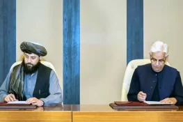 پاکستان اور افغان طالبان مذاکرات فیصلہ کن مرحلے میں داخل، 18 گھنٹے طویل مذاکرات کے بعد آخری کوشش جاری