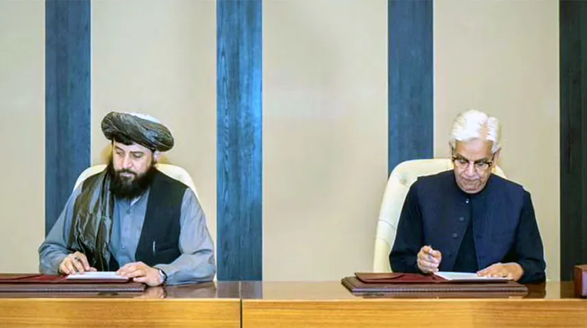 1761638962 پاکستان اور افغان طالبان مذاکرات فیصلہ کن مرحلے میں داخل، 18 گھنٹے طویل مذاکرات کے بعد آخری کوشش جاری