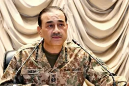 بھارت کو خبردار کرتا ہوں نیوکلیئر انوائرمنٹ میں جنگ کیلئے گنجائش نہیں: فیلڈ مارشل