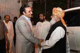 بلاول بھٹو سے ملاقات میں آئینی ترمیم پر بات نہیں ہوئی:مولانا فضل الرحمان