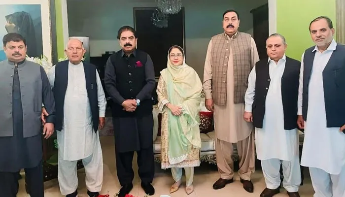 419120_8161935_updates پی ٹی آئی آزادکشمیر فارورڈ بلاک کے 5 وزرا پیپلز پارٹی میں شامل