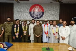 محکمہ پولیس گجرات میں ریٹائرڈ افسران کے اعزاز میں پروقار الوداعی تقریب کا انعقاد