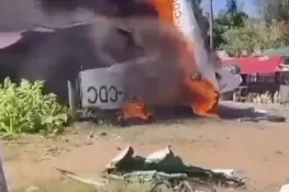 کینیا میں چھوٹا طیارہ گر کر تباہ، 12 افراد سوار، ہلاکتوں کا خدشہ