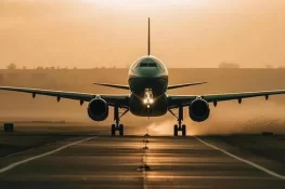 نجی ایئرلائن کے طیارے کی کراچی میں ایمرجنسی لینڈنگ، دل کا دورہ پڑنے سے مسافر جاں بحق