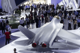 چین کا J-35 کیریئر بیسڈ اسٹیلتھ فائٹر پہلی بار ائیرکرافٹ کیریئر سے اڑا