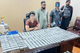 کراچی: کروڑوں مالیت کی غیر قانونی غیر ملکی کرنسی برآمد، 2 ملزمان گرفتار