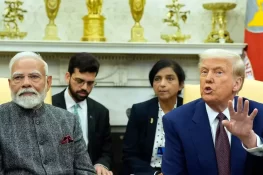 ٹرمپ کا انکشاف: مودی کو کہا پاکستان سے جنگ نہ کریں، ورنہ تجارت بند