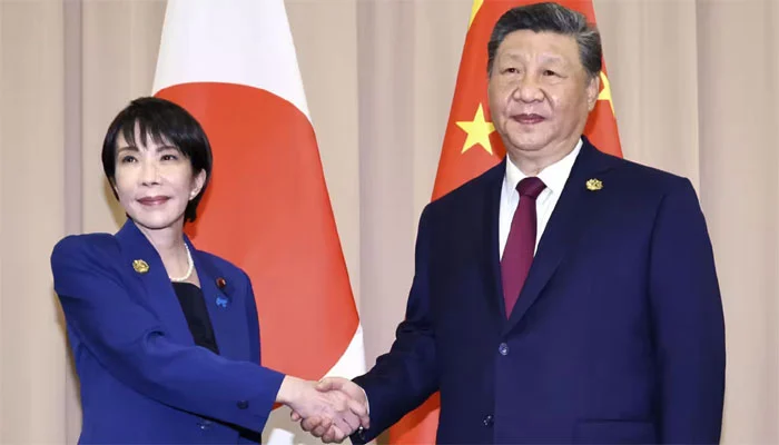 جاپانی وزیراعظم اور چینی صدر شی کی پہلی ملاقات جاپانی وزیراعظم اور چینی صدر شی کی پہلی ملاقات