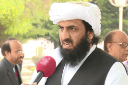 گورنر بغیر این او سی علی امین گنڈاپور کا استعفیٰ منظور نہیں کرسکتے، حافظ حمد اللّٰہ