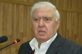 آفتاب احمد شیرپاؤ کا وزیراعلیٰ خیبر پختونخوا کے فوج مخالف بیان پر شدید ردعمل