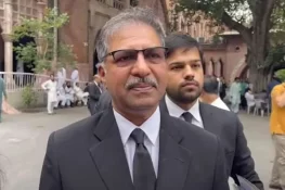 بیرسٹر علی ظفر کا 27 ویں ترمیم پر بحث کے لیے پورے ایوان پر مشتمل کمیٹی بنانے کا مطالبہ