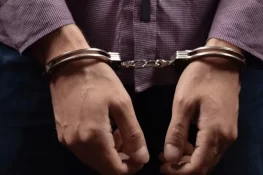 گجرات میں تھانہ صدر کھاریاں کی کارروائی آئل ٹینکر چھیننے والے دو ڈاکو گرفتار