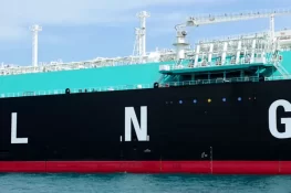 پاکستان کا ایل این جی کے 21 کارگوز منسوخ کرنے کا فیصلہ، اٹلی کی کمپنی سے معاہدے میں ترمیم