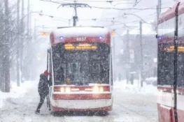 ٹورنٹو میں برفباری کا 54 سالہ ریکارڈ ٹوٹ گیا