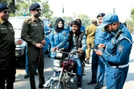 جے یو آئی نے پنجاب میں نئے ٹریفک قوانین کو ظالمانہ قرار دے دیا