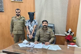 پولیس کی منشیات فروشوں کے خلاف کارروائیاں، آدھا کلو سے زائد آئس برآمد