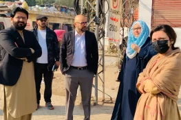 دینہ: مہنگے سلنڈرز اور سرکاری نرخوں کی خلاف ورزی پر کارروائیاں