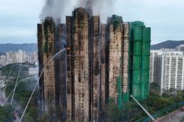 ہانگ کانگ کے رہائشی کمپلیکس میں ہولناک آگ، ہلاکتیں 128 تک پہنچ گئیں