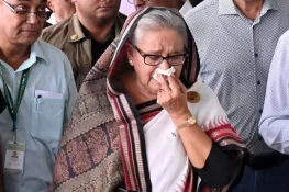 بنگلا دیش کی عدالت نے شیخ حسینہ واجد کو عمر قید کی سزا سنا دی